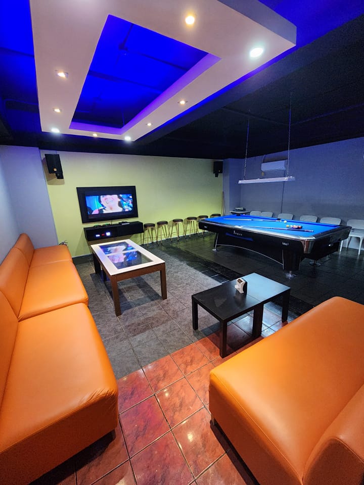 Level Up KTV Billiards