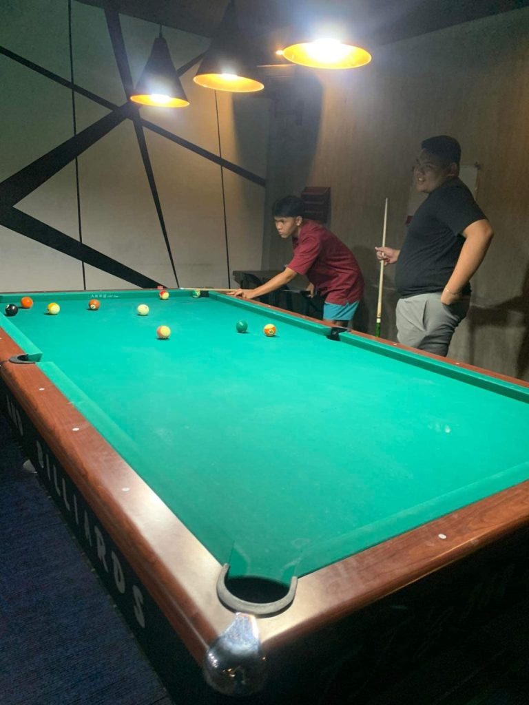 JJ’S Bar and Billiards